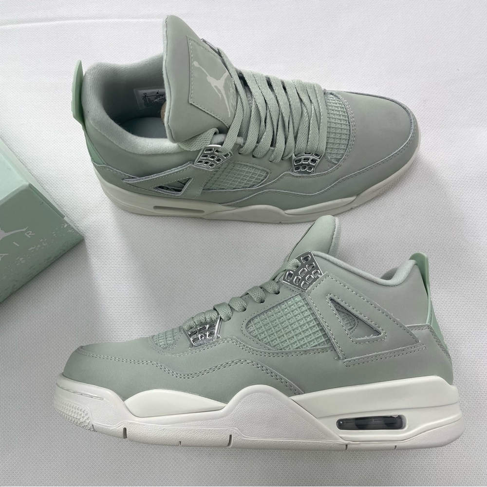 Brand New Retro 4 Seafoam Sail -Men’s Trainers Sneakers - Picture 2 of 8